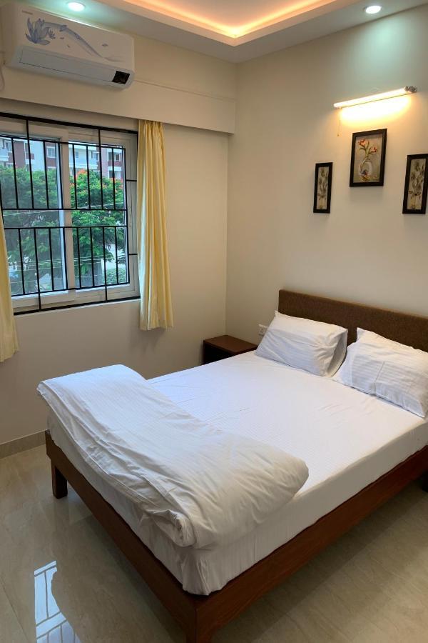 Vennela Hotel Apartments バンガロール エクステリア 写真